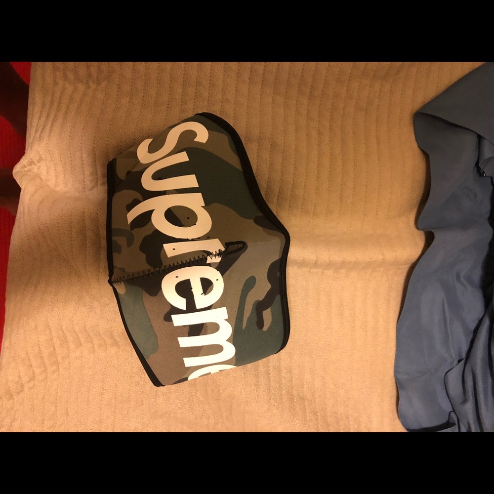 Supreme face mask